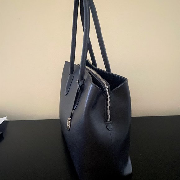 "Furla"  Women's Leather Tote Bag in Black - Picture 5 of 7